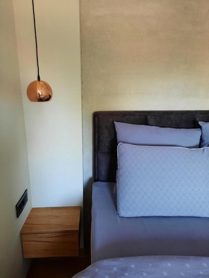Apartment Pleasure Lux Новий Сад Екстер'єр фото
